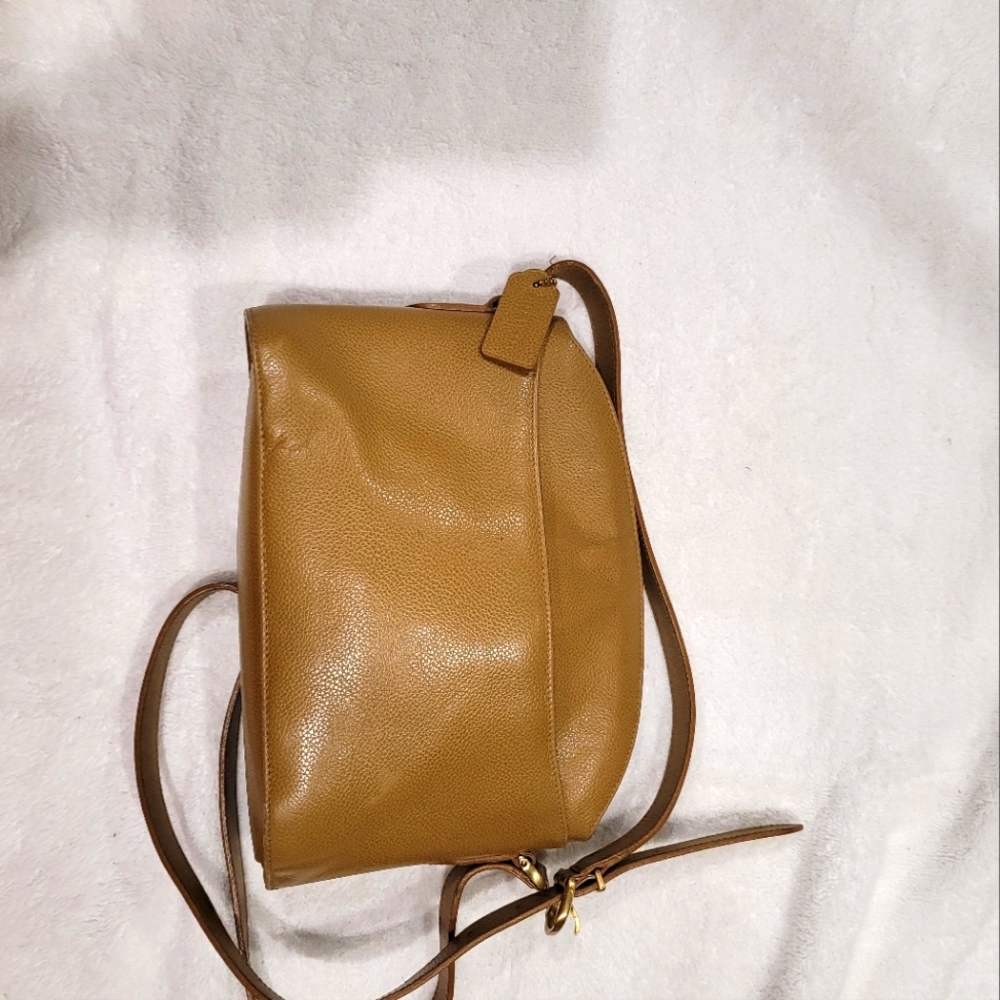 COACH Vintage Madison regis Bag/Purse  1995 Italy British Tan